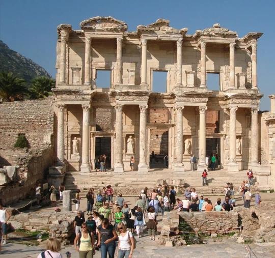Efes Antik Kent Turu 15 Kişilik VIP araç ile - 2